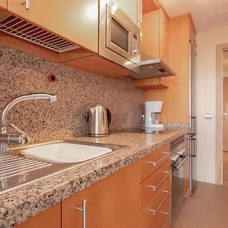 2 Bedroom Gorgeous In Apartment Manilva