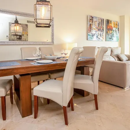 2 Bedroom Gorgeous In Manilva