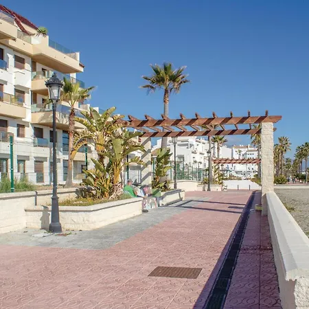 2 Bedroom Gorgeous In Apartment